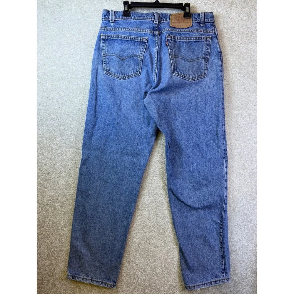 Vintage Levi's 550 Relaxed Fit Jeans Mens 34x30 Blue USA Made Tapered Leg FLAWS